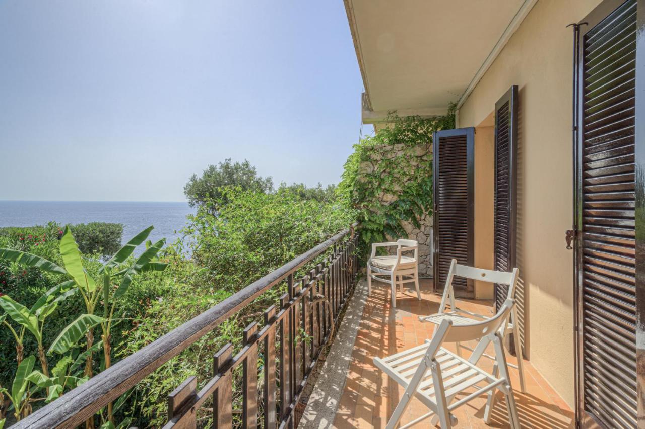 Villa Infinity Vista Mare E Relax Taormina Kültér fotó